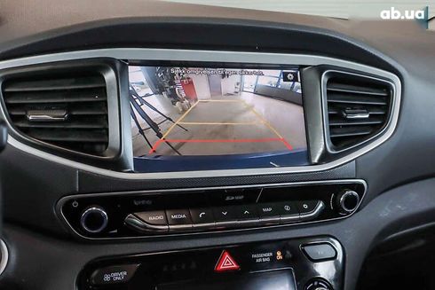Hyundai Ioniq 2017 - фото 28