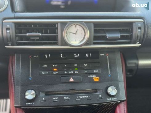 Lexus RC 2017 - фото 22