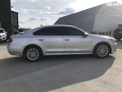 Volkswagen Passat 2016 серый - фото 17