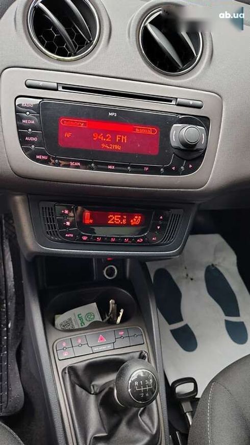 SEAT Ibiza 2012 - фото 12