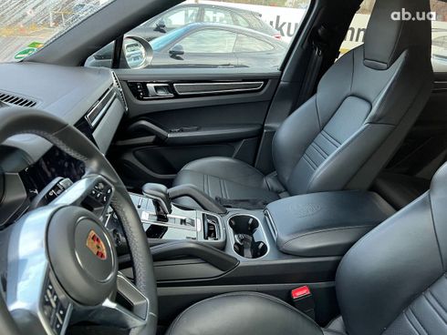 Porsche Cayenne 2020 - фото 16