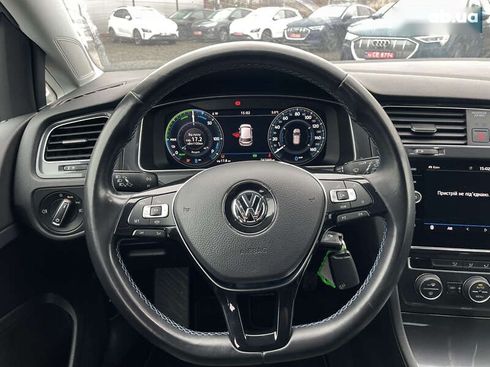 Volkswagen e-Golf 2019 - фото 18