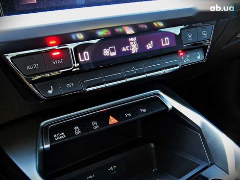 Audi A3 2022 - фото 14