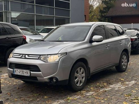 Mitsubishi Outlander 2012 - фото 8