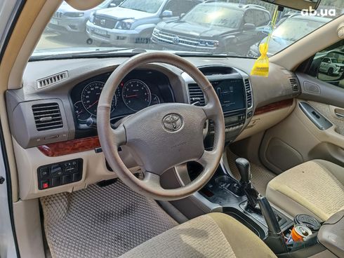 Toyota Land Cruiser Prado 2004 серый - фото 21