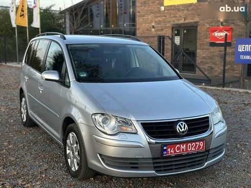 Volkswagen Touran 2008 - фото 2