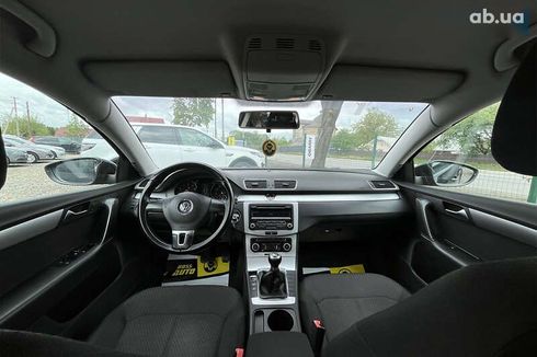 Volkswagen Passat 2011 - фото 20