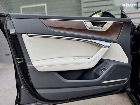 Audi A7 2020 - фото 30