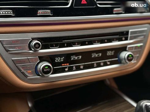 BMW 7 серия 2017 - фото 29