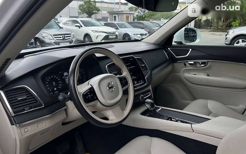 Volvo XC90 2020 - фото 8