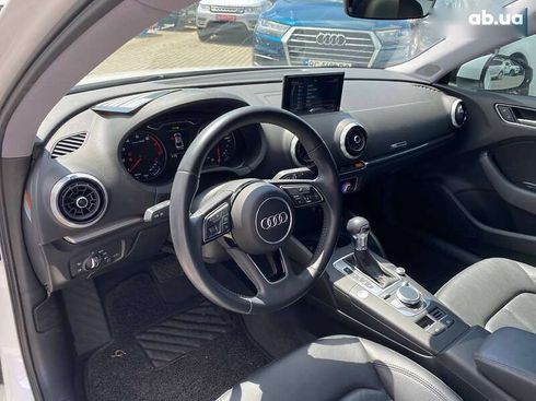 Audi A3 2018 - фото 11