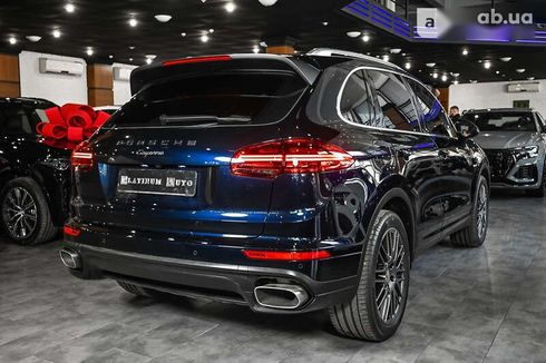 Porsche Cayenne 2016 - фото 2
