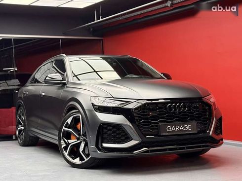 Audi RS Q8 2021 - фото 14