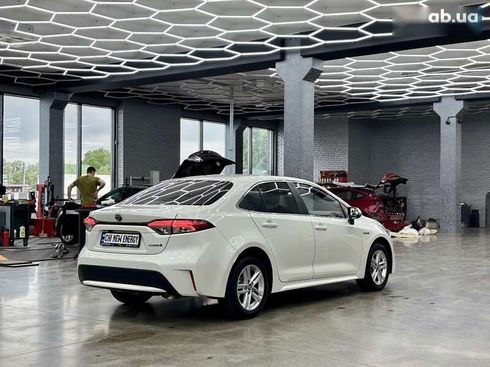 Toyota Corolla 2020 - фото 8