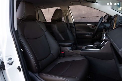 Toyota RAV4 2022 - фото 20