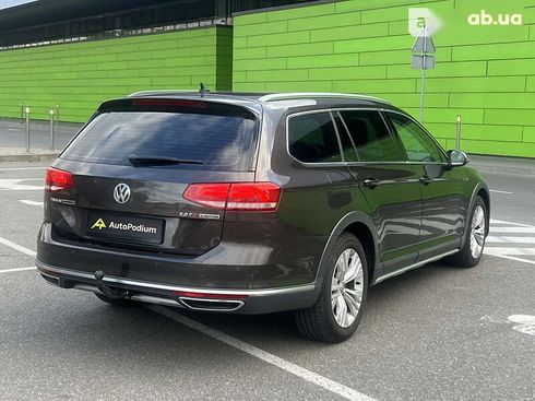 Volkswagen passat alltrack 2017 - фото 10