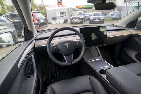 Tesla Model Y 2023 - фото 15