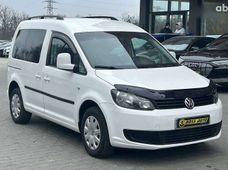 Продаж вживаних Volkswagen Caddy 2013 року в Чернівцях - купити на Автобазарі