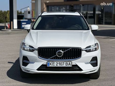Volvo XC60 2022 - фото 16
