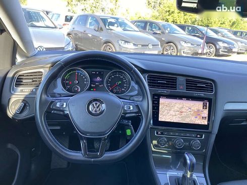 Volkswagen e-Golf 2019 - фото 26