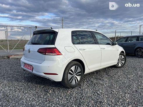 Volkswagen e-Golf 2020 - фото 14