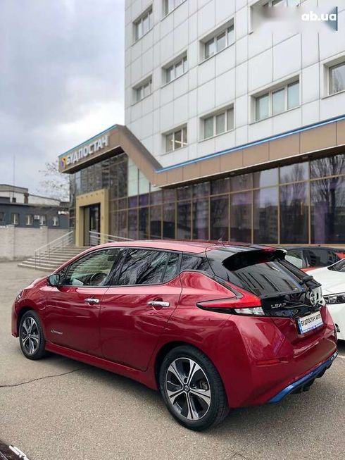 Nissan Leaf 2019 - фото 11