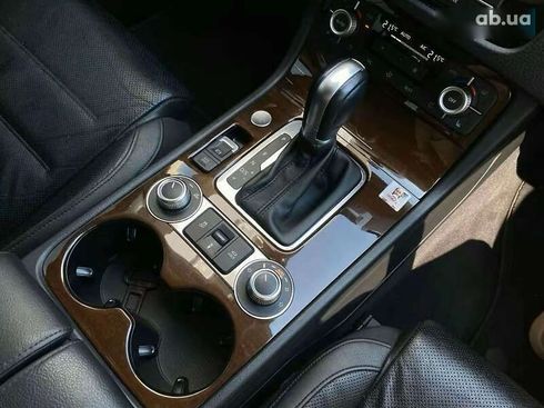 Volkswagen Touareg 2018 - фото 26