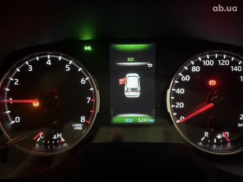 Toyota RAV4 2022 белый - фото 6