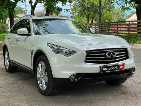 Infiniti QX70 2013 белый - фото 4