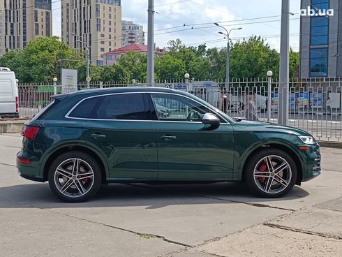 Audi SQ5 2019 зеленый - фото 14