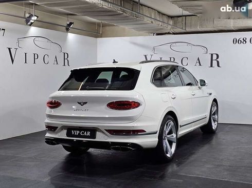 Bentley Bentayga 2021 - фото 10