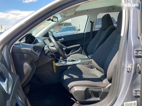 Peugeot 308 2015 - фото 18