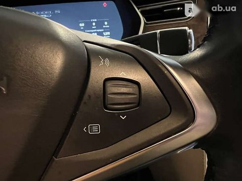 Tesla Model S 2016 - фото 30