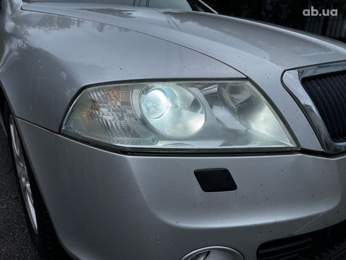 Skoda Octavia 2006 серый - фото 4