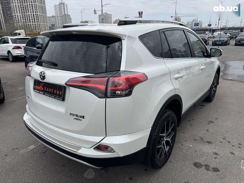 Toyota RAV4 2016 - фото 7