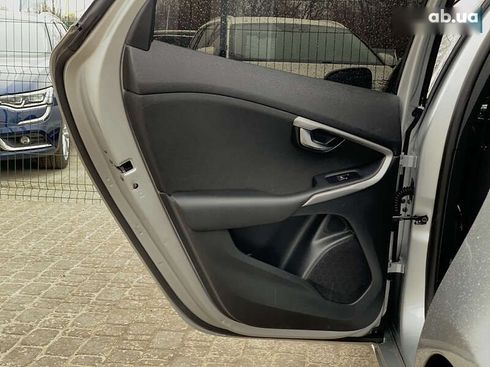 Volvo V40 2014 - фото 24