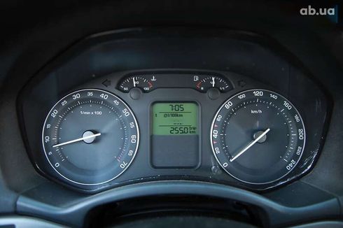 Skoda Octavia 2005 - фото 13