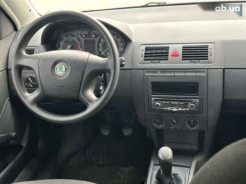 Skoda Fabia 2006 - фото 25