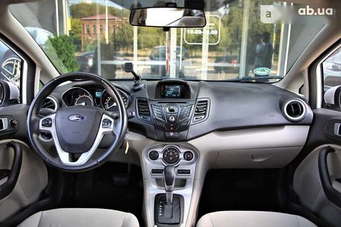 Ford Fiesta 2013 - фото 12