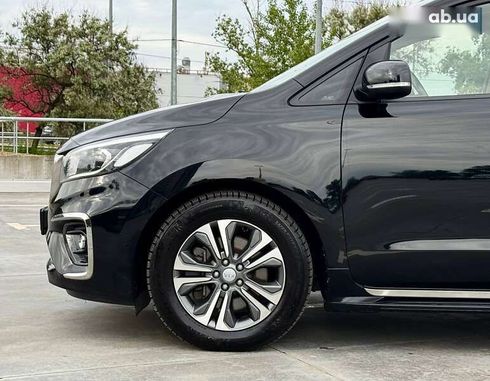 Kia Carnival 2020 - фото 8