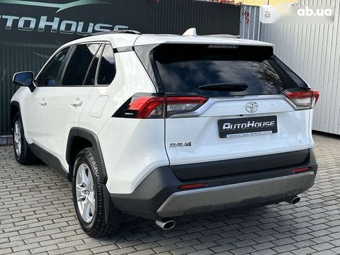 Toyota RAV4 2019 - фото 20