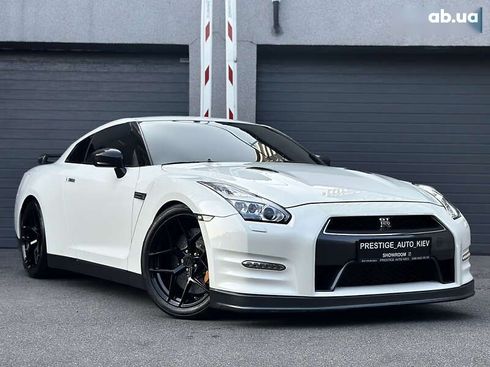 Nissan GT-R 2013 - фото 3