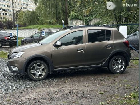 Renault Sandero 2020 - фото 4