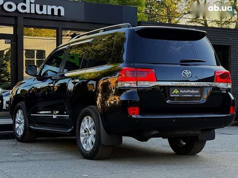 Toyota Land Cruiser 2019 - фото 20