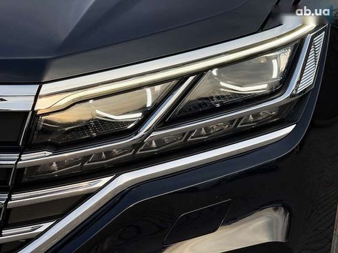 Volkswagen Touareg 2022 - фото 14