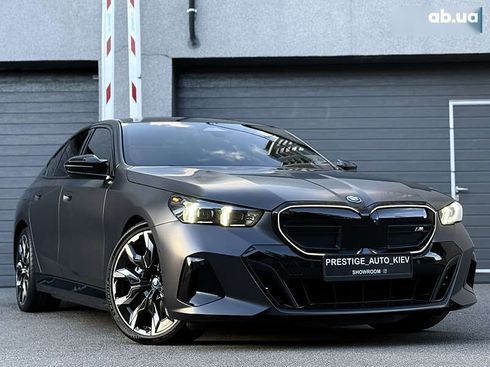 BMW i5 2023 - фото 3