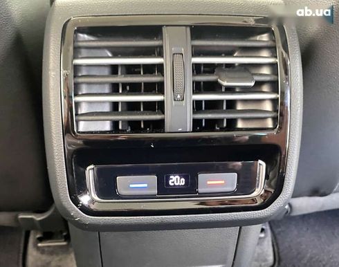 Volkswagen Passat 2018 - фото 16