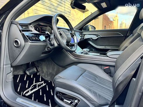 Audi A8 2023 - фото 20
