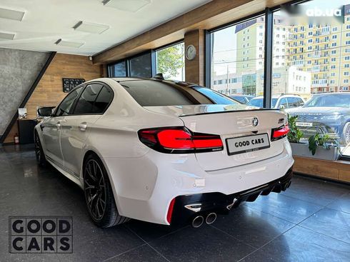 BMW M5 2019 - фото 18