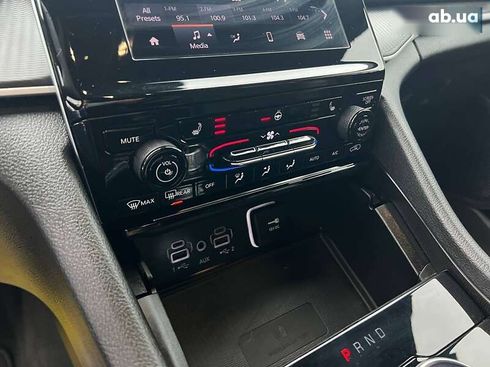Jeep Grand Cherokee 2023 - фото 18